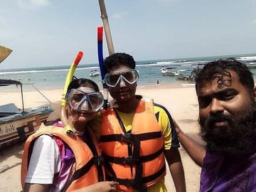 Glass Bottom Boat and Snorkeling Tour in Hikkaduwa