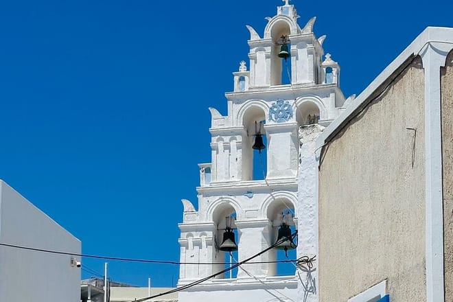 Santorini Bliss: Discover the Charms of the Southern Delight photo 6