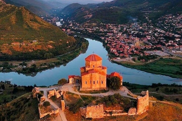 Eleven Days in Georgia includes Hotel, Transfers, and Group tours. 8