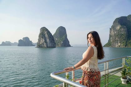 Alova Premium Cruise Halong Day Tour with Buffet Lunch and Cave