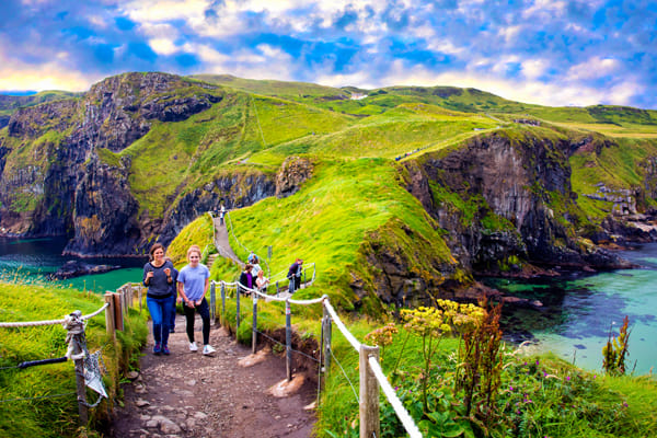 Giant's Causeway, Dark Hedges, & Belfast City 4