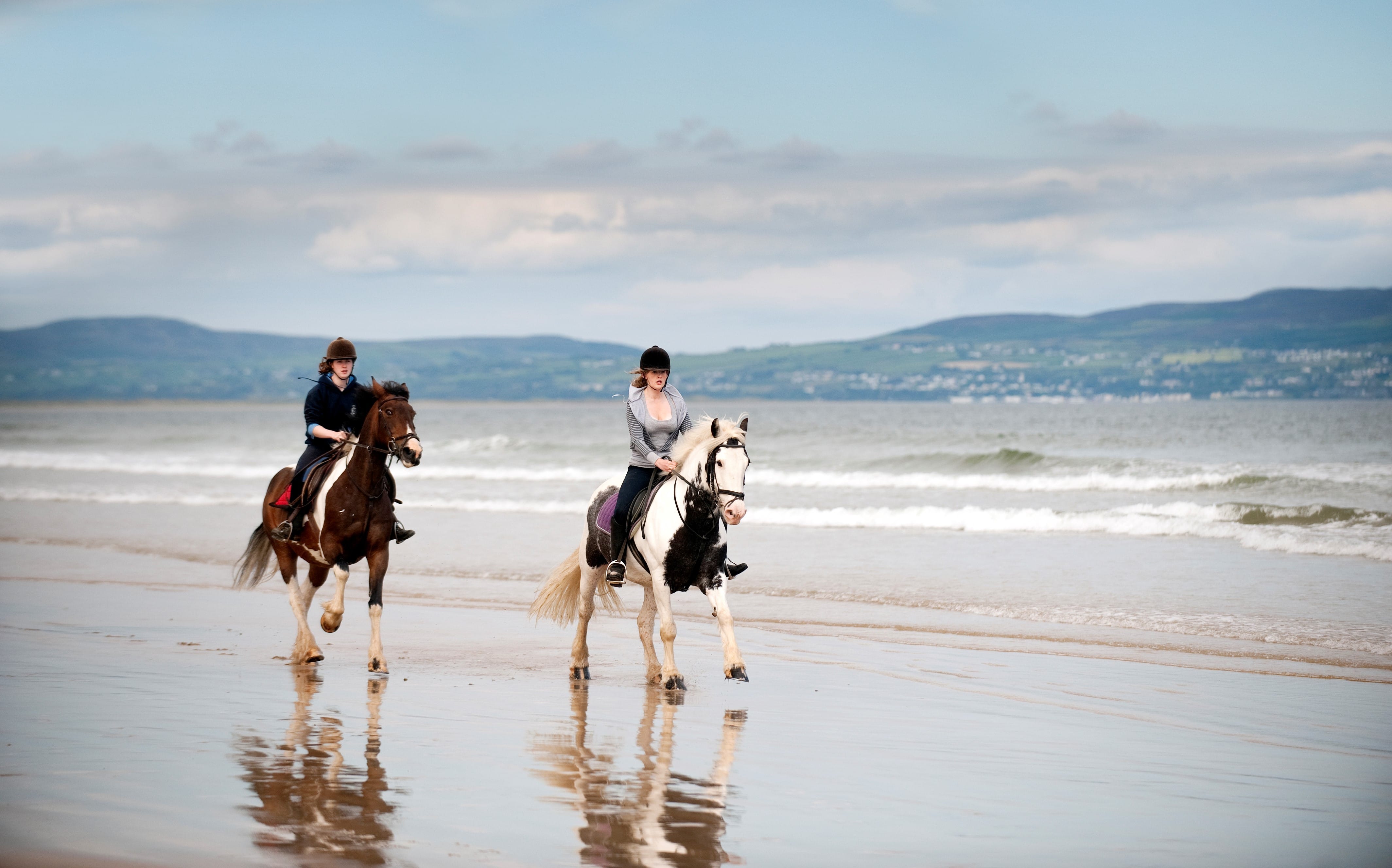 Countryside & beach horse ride to Omey strand. Galway. Private guided.