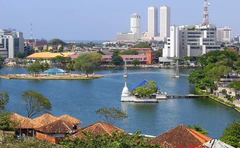 Colombo City Cultural Tour with Historical Highlights