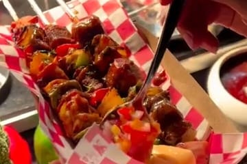 Jakarta Night Tour with Dinner at Café or Food street