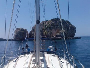 Full-Day Sailing Tour of Kefalonia from Argostolion Port