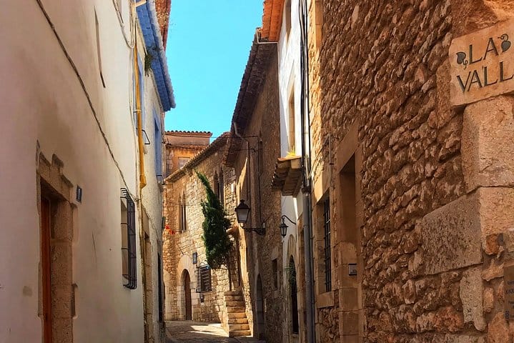 Private Sitges, Wine & Chocolate Tour Plus Local Lunch from Barcelona 6