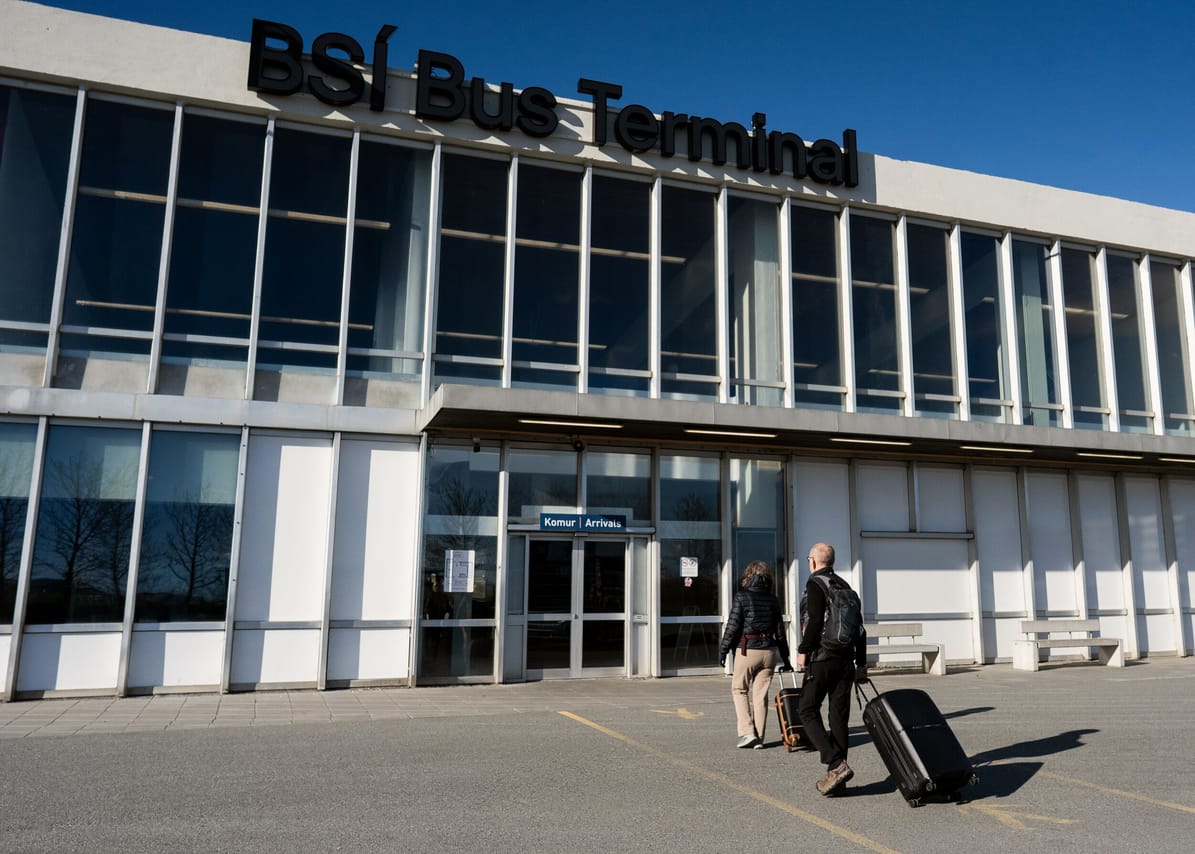 Flybus - BSI to Airport 9
