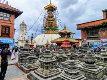 Walking Tour to Swayambhunath Monkey Temple in Kathmandu