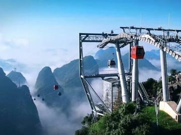 Yangshuo Ruyi peak & round way cable car ticket