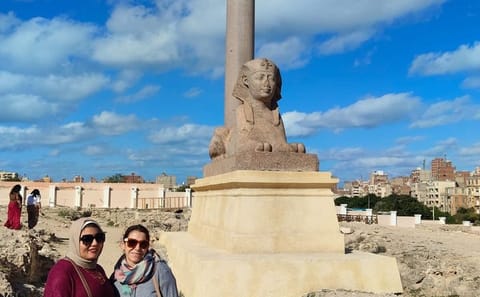 Alexandria Port: Catacombs, Citadel & Library Tour
