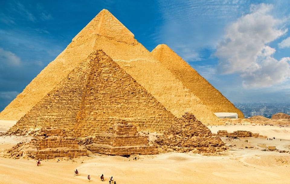 Cairo Day Tour from Hurghada: Explore Ancient Egypt's Treasures
