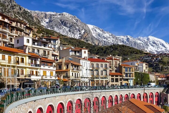 Private Day Trip in Delphi and Arachova from Athens