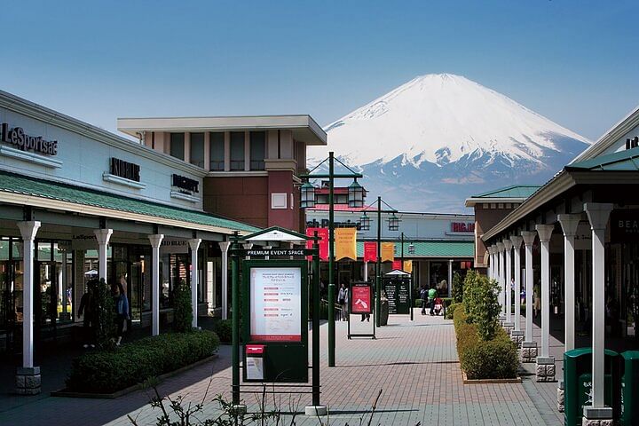 Mount Fuji Panoramic View & Shopping Day Tour