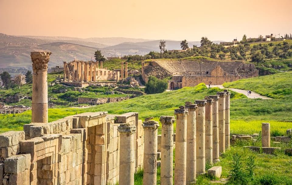 Private Full Day Jerash and Amman City Sightseeing Tour