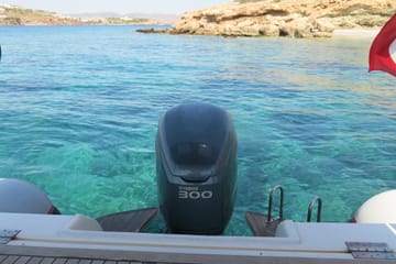 Private Cruise to Poseidon Temple and Snorkeling at Sounio