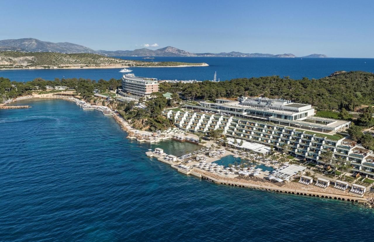 Athens Airport (ATH) to Four Seasons Astir Palace Hotel Private Transfers