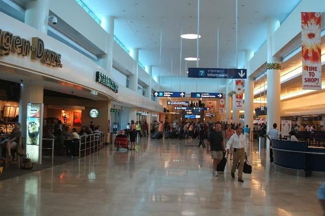 Cancun Airport Taxi Service photo 5