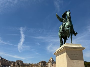Visit of Versailles Jardins Trianon and entrance to the Château