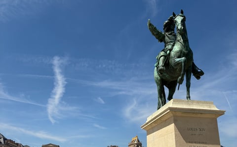 Visit of Versailles Jardins Trianon and entrance to the Château