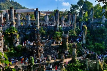 Private Tour of Tianhetan and Qingyan Ancient Town in Guiyang