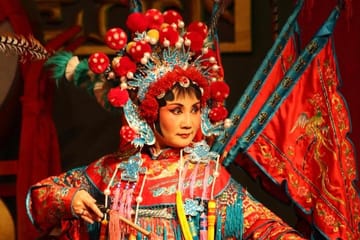 Sichuan Opera Show at Shu Feng Ya Yun Theatre in Chengdu