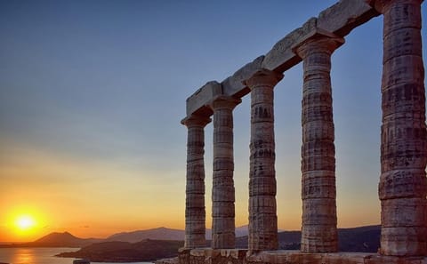 Private Sunset Tour of the Temple of Poseidon in Sounion