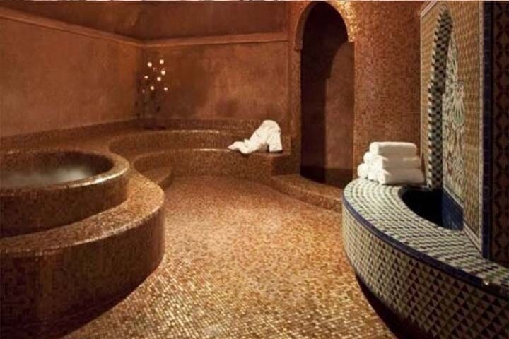 Private Amman City Sightseeing with Optional Arabic Mezze Lunch and Turkish Bath 10