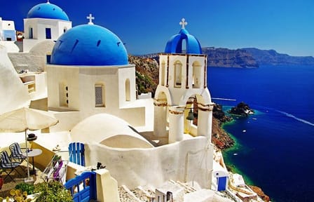 Private Family Tour of Kamari Beach in Santorini