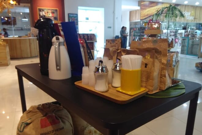 Guided Shopping Tour - Rum tasting, chocolate factory, Cigar factory 3