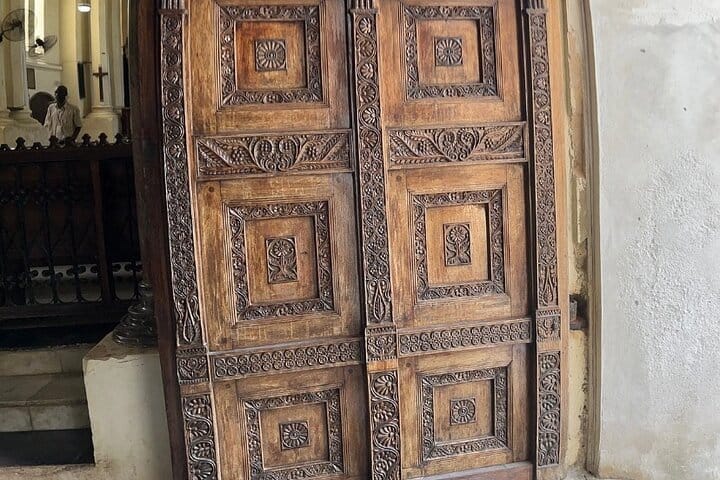 Stone town walking city tour and Nakupenda sandbank with lunch 6