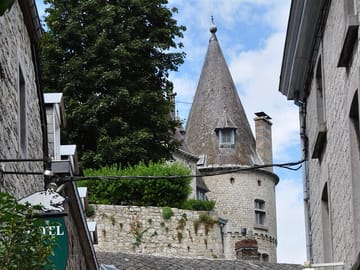 Discover Durbuy: Old Town Walking Tour of World’s Smallest City