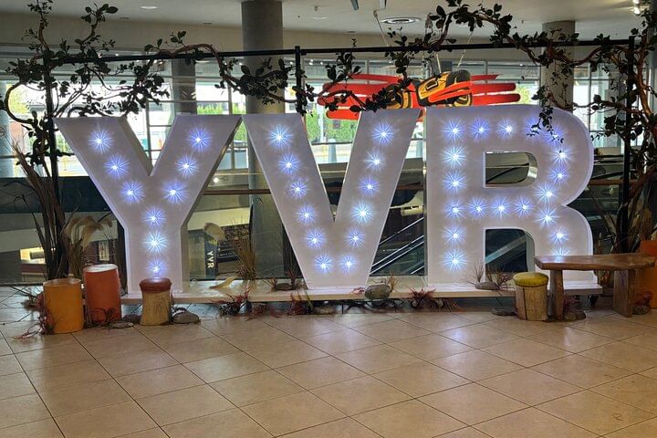 Private Transfer from Vancouver Hotel OR Port to Airport.