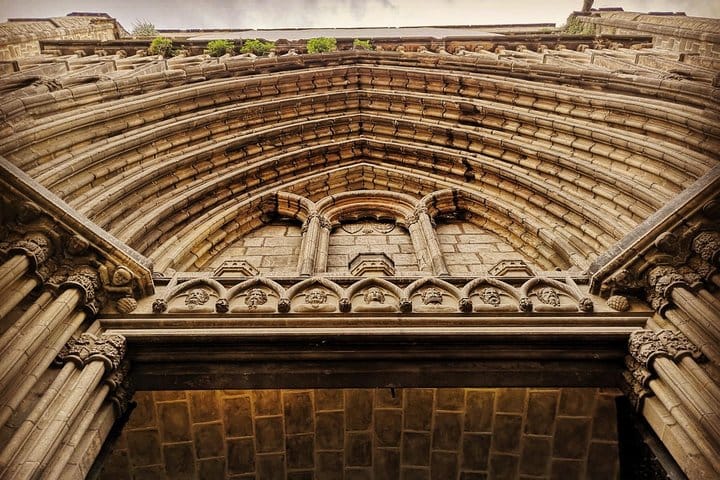 Kickstart Barcelona Private Tour for Newcomers 9