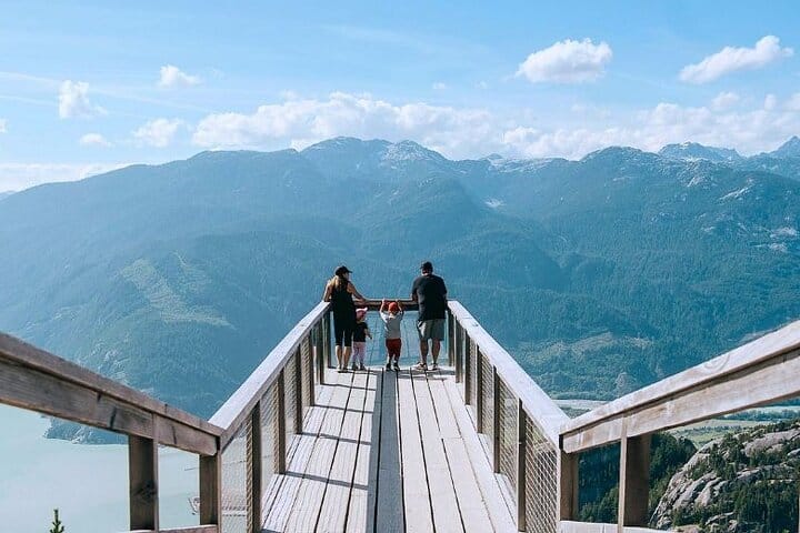Whistler, Shannon Falls & Sea to Sky Gondola Tour from Vancouver