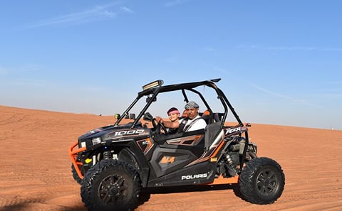 Dubai Private Red Dune Buggy Safari with BBQ Dinner in VIP Camp