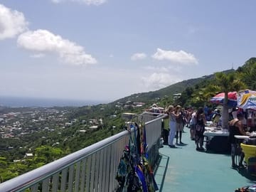 Private 4-Hour Jeep Tour of Charlotte Amalie and Smith Bay