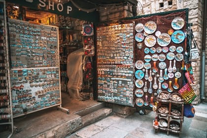 Diocletian Palace secrets: Split History Walk