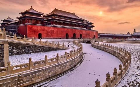 Small-Group Tour of Tiananmen Square and Forbidden City