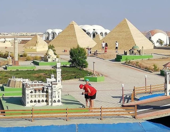 Mini Egypt Park