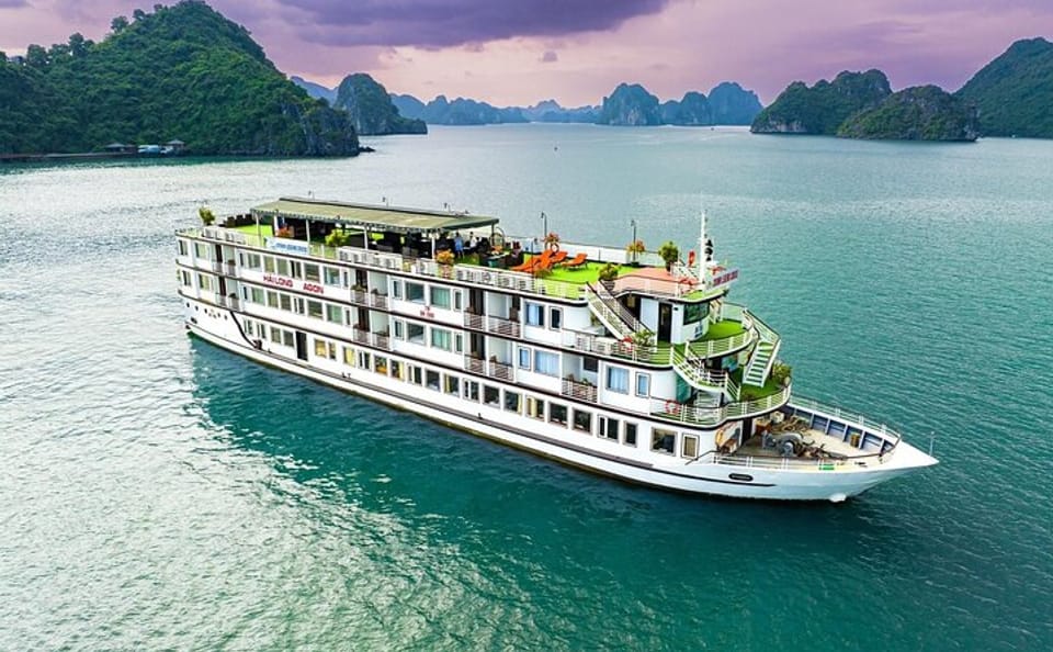 Crown Legend Cruise (4 Star Cruise Recommended 2 Day 1 Night)