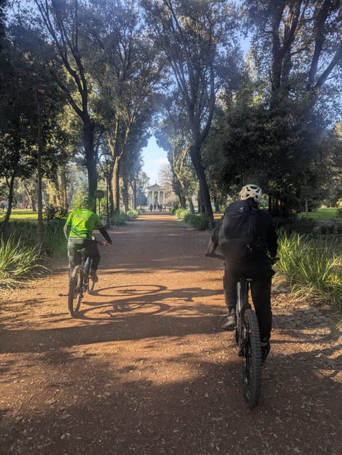 Villa Borghese Private E-Bike Tour & Optional Pic-nic chic 3
