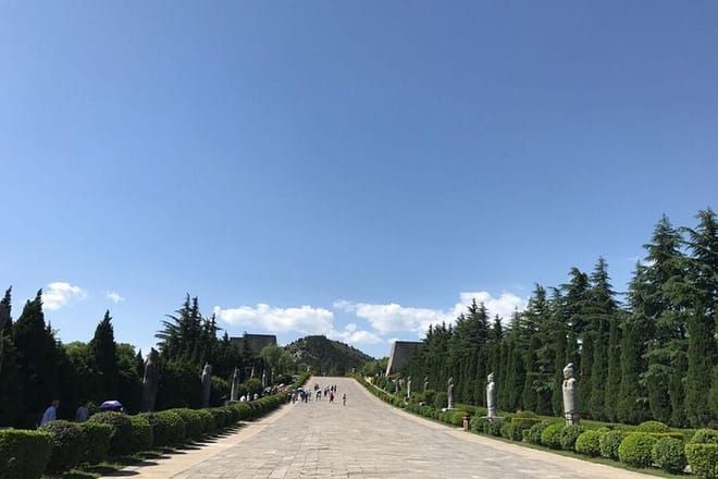 Qian Mausoleum