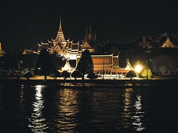 See Bangkok’s unique sights on the river