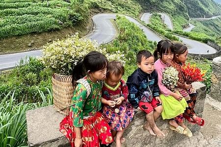 Ha Giang Private Loop Tour: Discover Nature and Ethnic Traditions