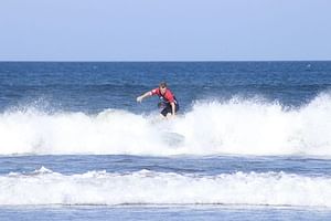 Surf Lesson In seminyak beach bali
