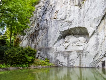 Scenic 8-Day Rail Tour of Zürich and Swiss Alps