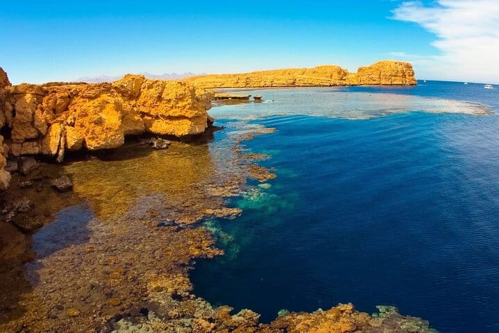 Ras Mohamed & Magic Lake Half-Day Snorkeling Tour – Sharm