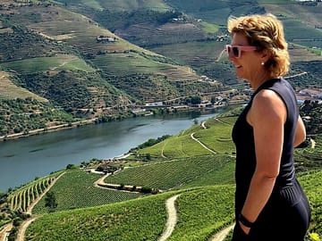 Douro Valley Premium Wine Tour with Lunch and Private Cruise
