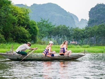 Hoa Lu Tam Coc Mua Cave Full Day Tour From Hanoi via Boat & Bike