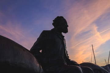 Vigo Heritage Tour: Maritime History and Local Cuisine